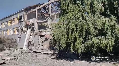 On Wednesday morning, June 8, Russia launched an air strike on Bakhmut in the Donetsk region