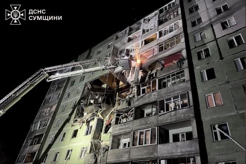 Deadly Strike in Sumy: Rescuers Retrieve Bodies, Dozens Evacuated