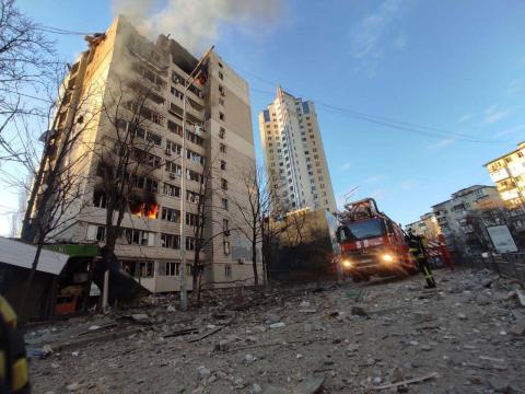 Kyiv. Morning. Consequences of a missile hitting a residential building in the Shevchenkivskyi district