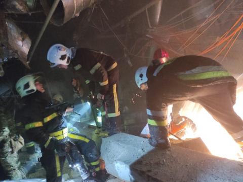 Rescuers eliminate a strong fire on the territory of one of the shopping centers in Podolsky district of Kyiv