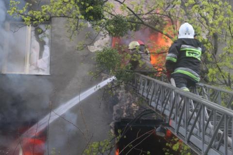 Kharkiv: rescuers eliminate the consequences of enemy shelling