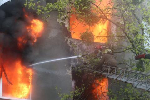 Kharkiv: rescuers eliminate the consequences of enemy shelling