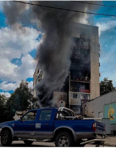 A dead man was found in Lysychansk, and numerous residential buildings were damaged in the city
