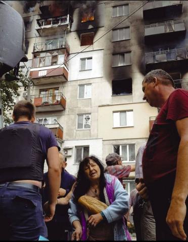 A dead man was found in Lysychansk, and numerous residential buildings were damaged in the city
