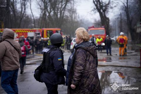 As a result of an enemy rocket attack on the city of Odesa, 17 people died, including one rescuer.