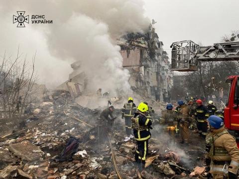 Poltava: Russia Strikes Residential Building with Missile