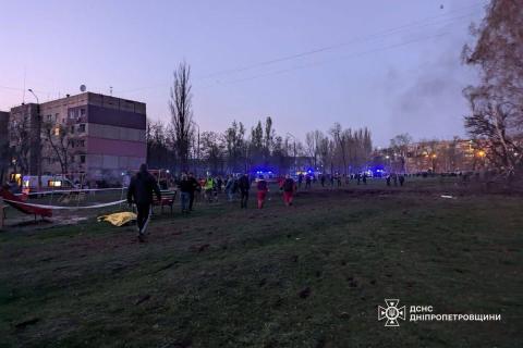 Kryvyi Rih. About an hour ago, the russians killed 12 people, including 3 children; more than fifty others were injured.