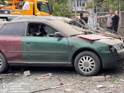 Deadly nighttime attack on Mykolaiv leaves one dead, several injured