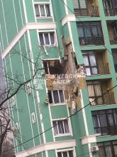 In Irpin near Kiev, shells hit residential buildings