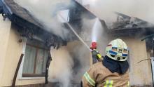In Kyiv, as a result of a shell hit, a fire broke out in a private house